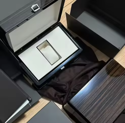 Timeless Lux Moonphase Diver Watch™